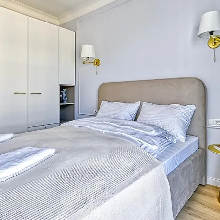 D209 Classik Z 2 Sypialniami, Basenem, Sauna, Jacuzzi, Przy Samej Plazy - 5d Apartment