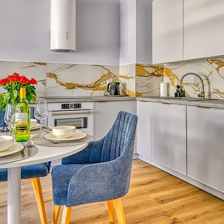 Apartment D209 Classik Z 2 Sypialniami, Basenem, Sauna, Jacuzzi, Przy Samej Plazy - 5d Niechorze