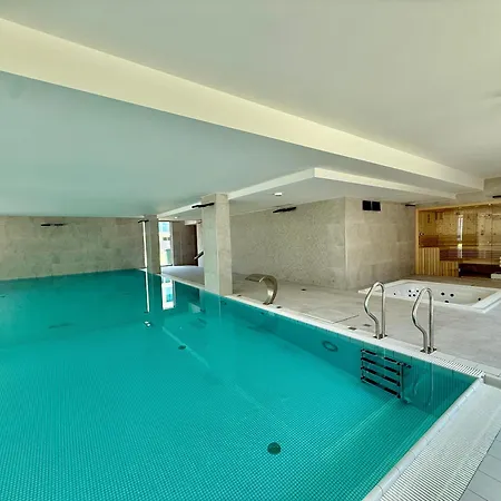 D209 Classik Z 2 Sypialniami, Basenem, Sauna, Jacuzzi, Przy Samej Plazy - 5d Apartment *